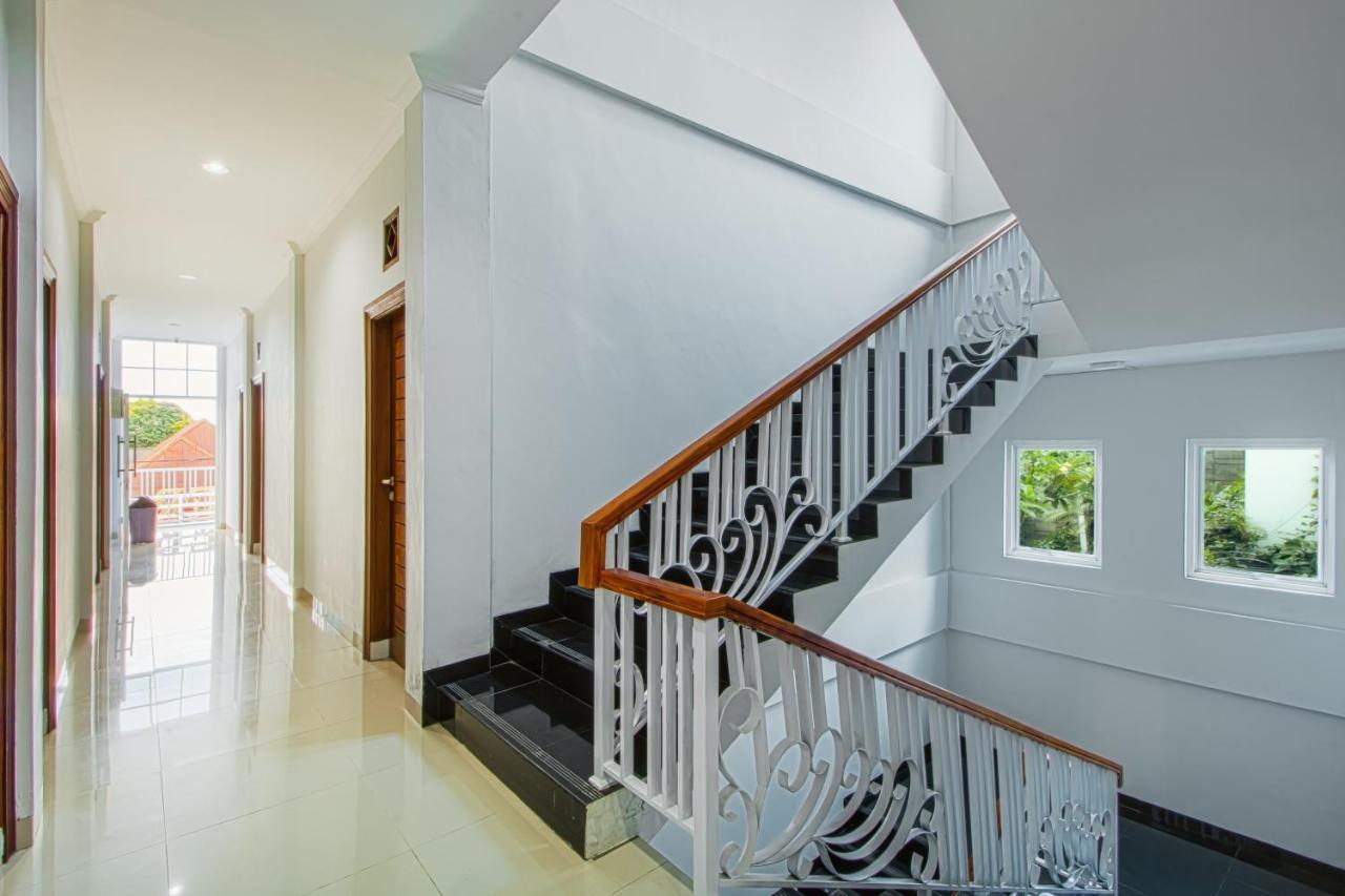 Emerald Residence Medan Exterior photo
